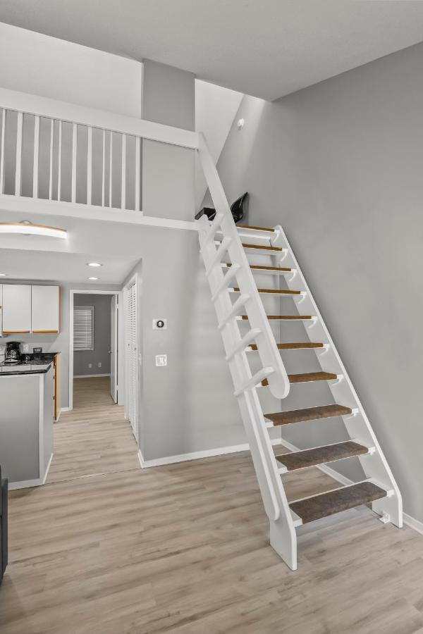 New King With Loft Beach Near Gulf Gulfport Esterno foto
